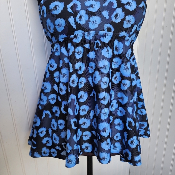 NWOT NOON SWIM Womens 1pc Swimsuit Top Tankini Peplum Blue Print Strap Sz 10 - Picture 4 of 14